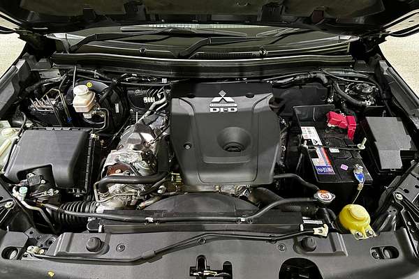 2020 Mitsubishi Triton GSR MR 4X4