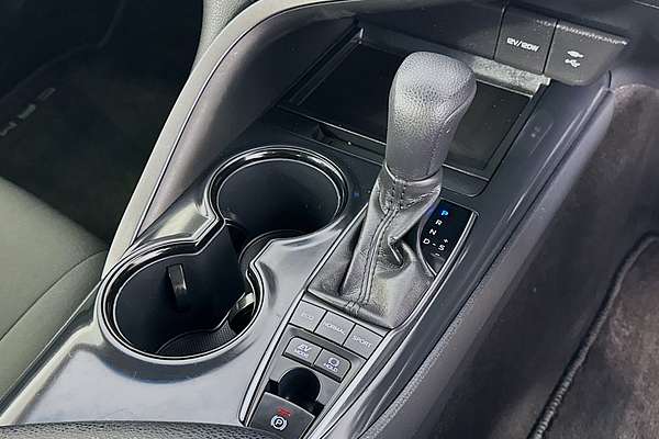 2020 Toyota Camry Ascent AXVH71R