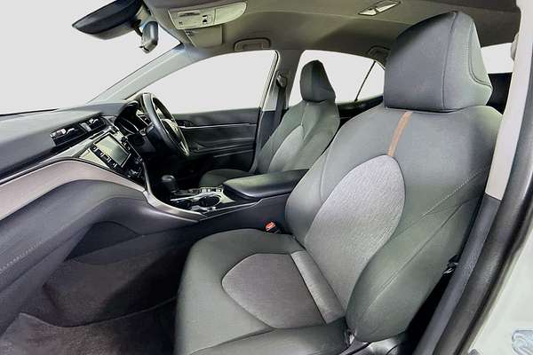 2020 Toyota Camry Ascent AXVH71R