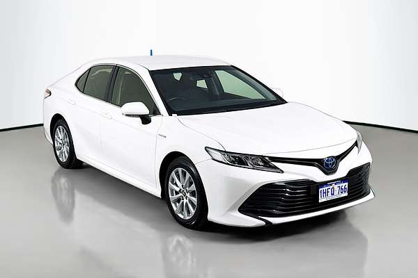 2020 Toyota Camry Ascent AXVH71R