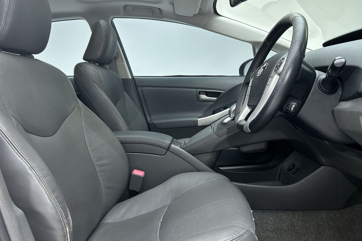 2011 Toyota Prius i-Tech ZVW30R