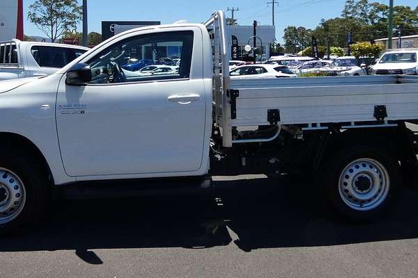 2025 Toyota Hilux SR GUN126R 4X4