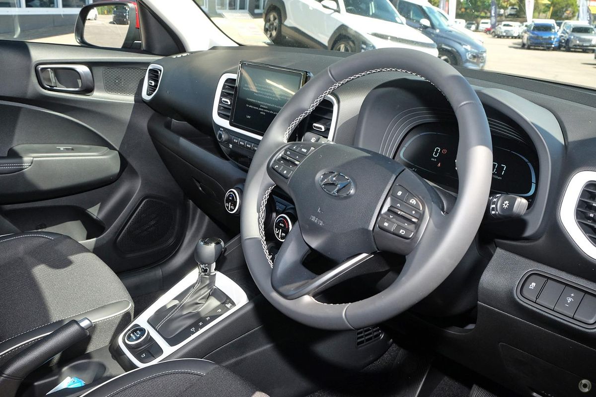 2025 Hyundai Venue Elite QX.V5