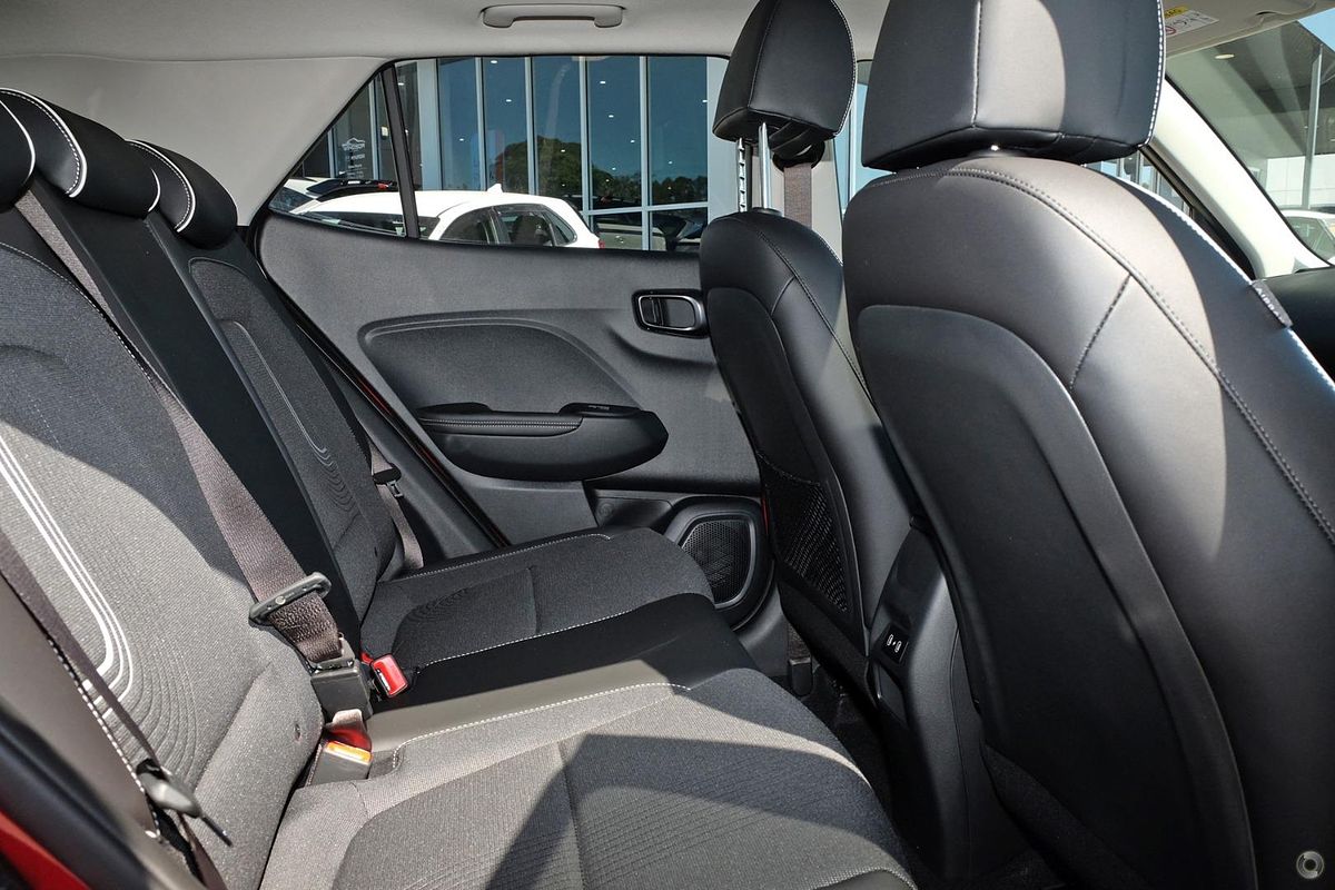 2025 Hyundai Venue Elite QX.V5