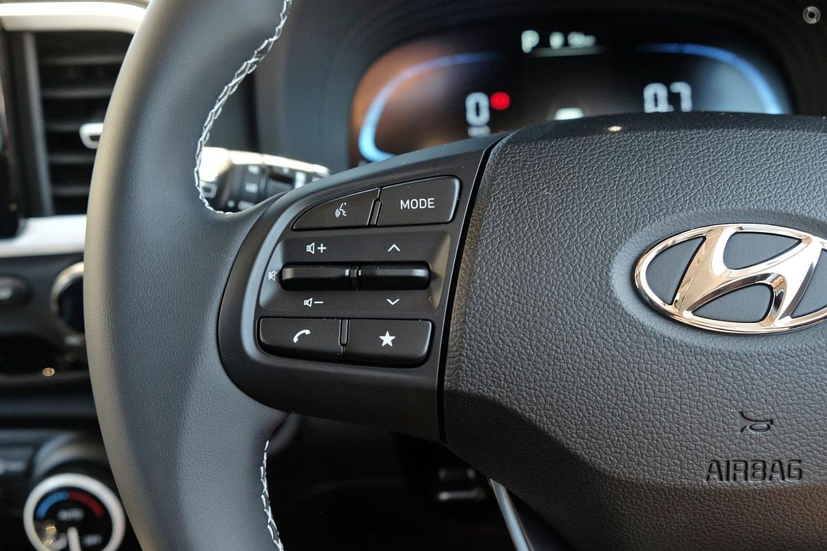 2025 Hyundai Venue Elite QX.V5