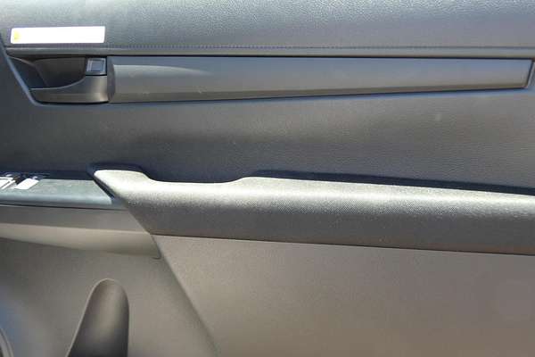 2025 Toyota Hilux SR GUN126R 4X4