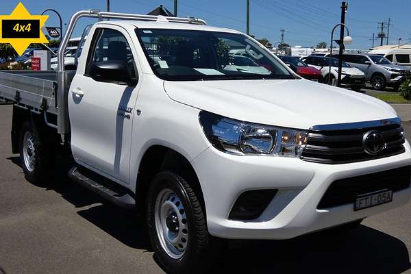 2025 Toyota Hilux SR GUN126R 4X4
