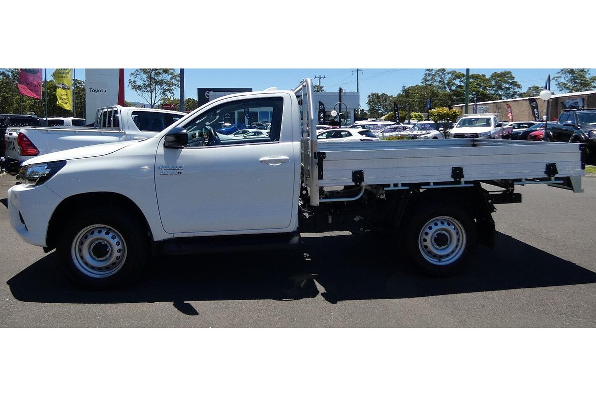 2025 Toyota Hilux SR GUN126R 4X4