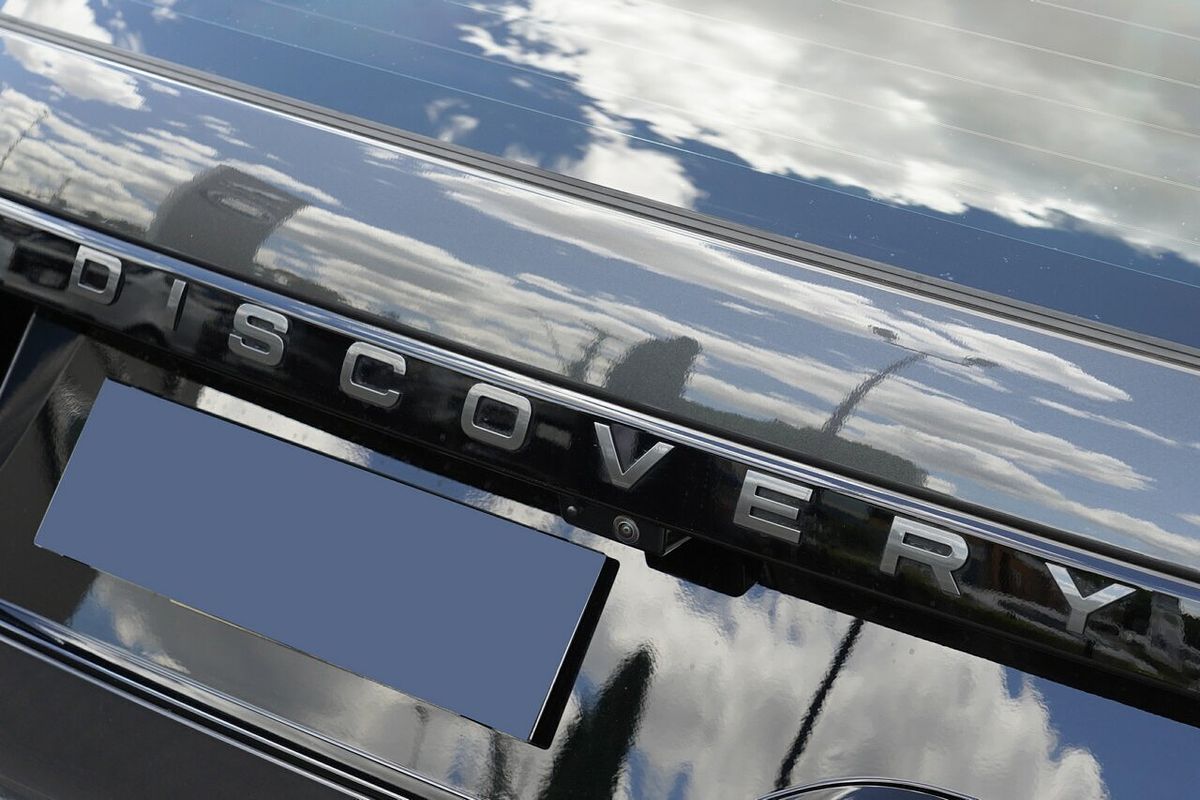 2025 Land Rover Discovery D350 Dynamic HSE Series 5