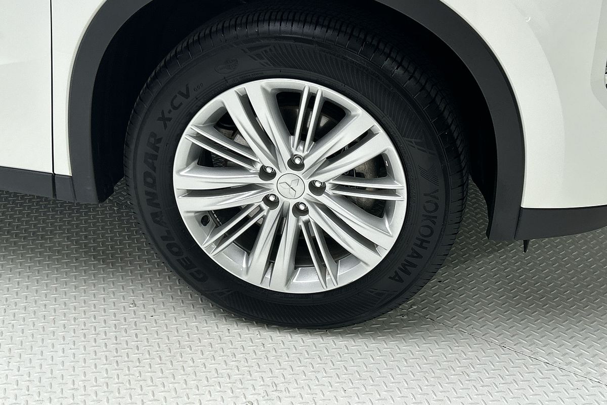 2024 Mitsubishi Outlander ES ZM