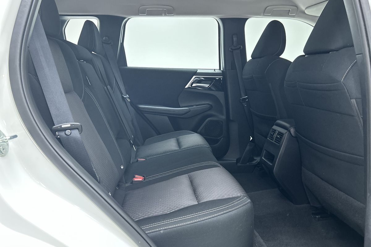 2024 Mitsubishi Outlander ES ZM