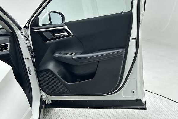 2024 Mitsubishi Outlander ES ZM