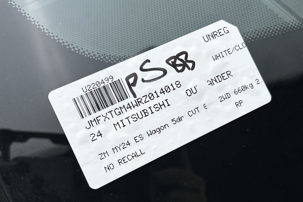 2024 Mitsubishi Outlander ES ZM