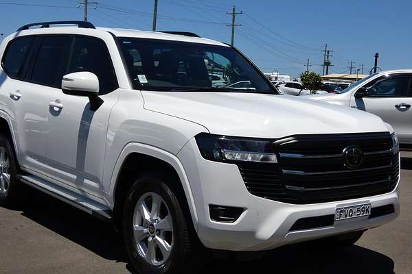 2023 Toyota Landcruiser GXL FJA300R