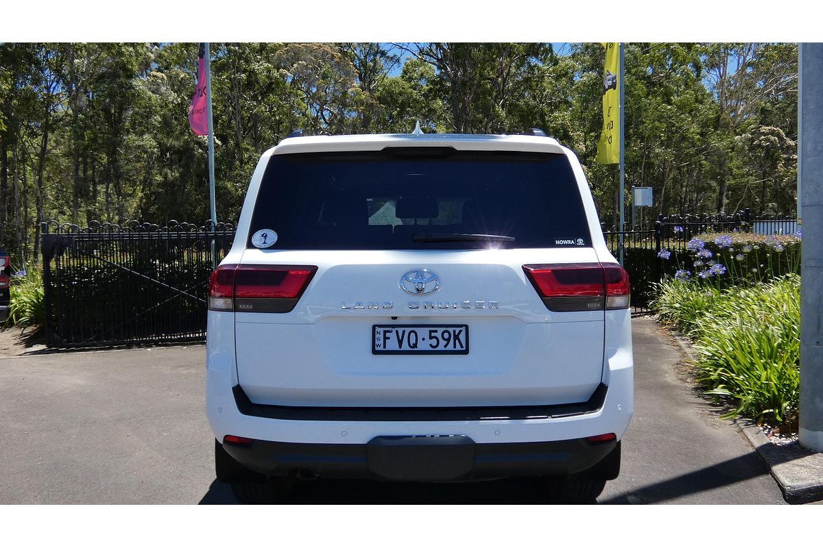 2023 Toyota Landcruiser GXL FJA300R