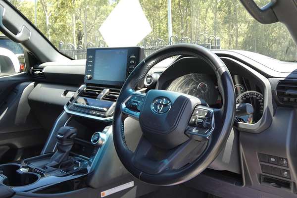 2023 Toyota Landcruiser GXL FJA300R