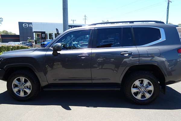 2022 Toyota Landcruiser VX FJA300R