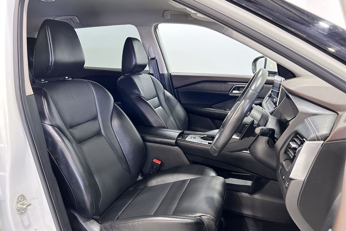 2023 Nissan X-TRAIL ST-L T33