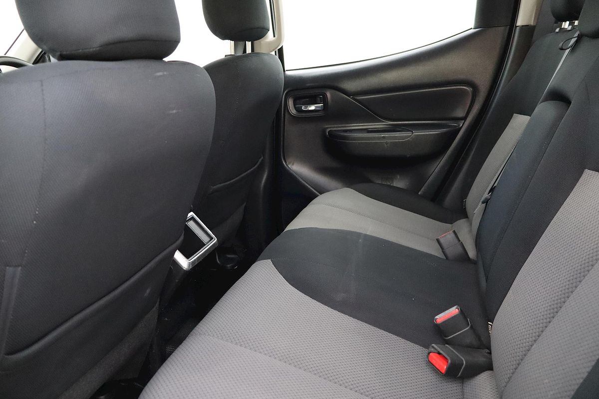 2023 Mitsubishi Triton GLX+ MR 4X4