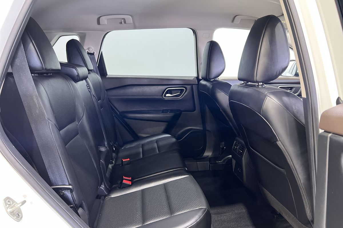 2023 Nissan X-TRAIL ST-L T33