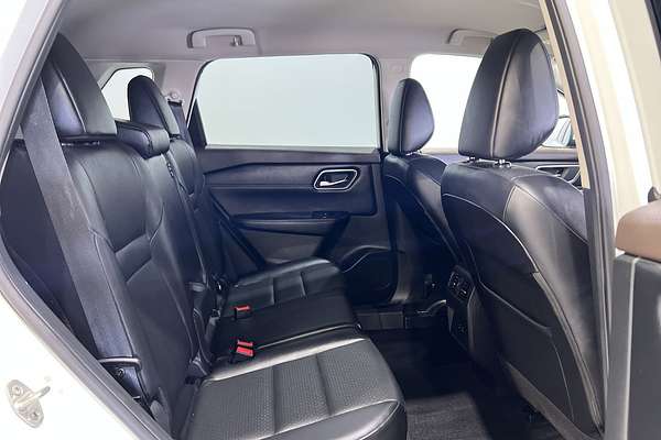 2023 Nissan X-TRAIL ST-L T33