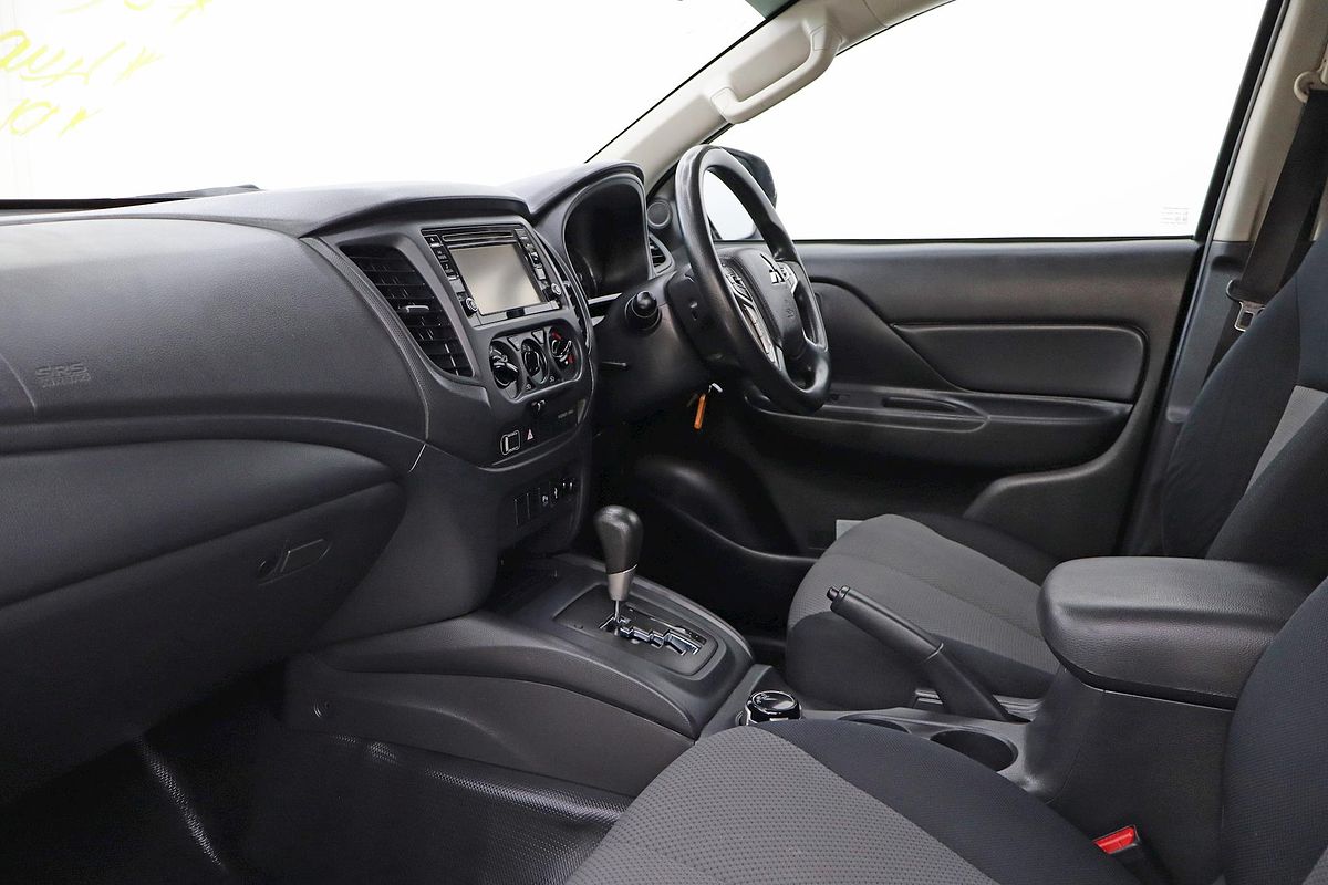 2019 Mitsubishi Triton GLX ADAS MR 4X4