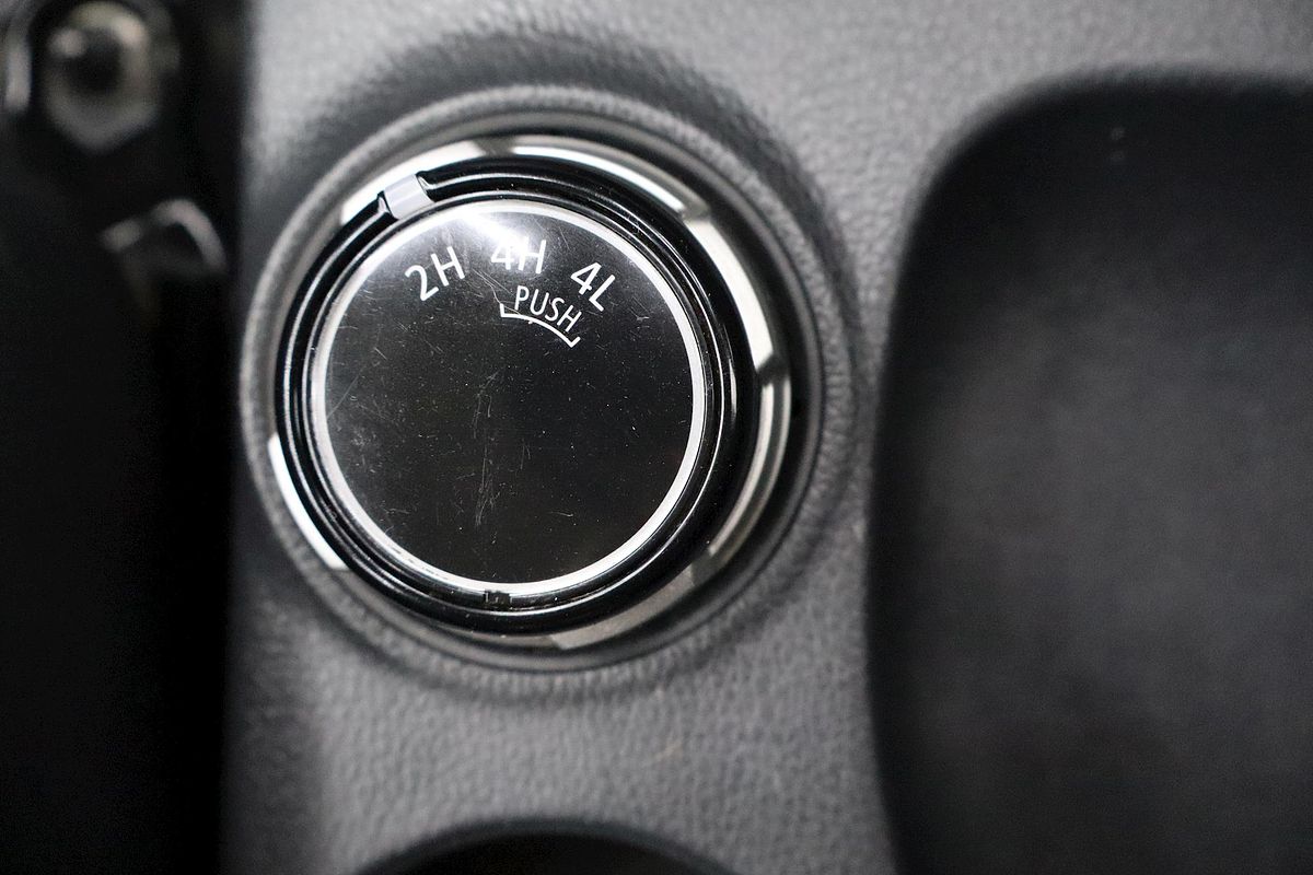 2019 Mitsubishi Triton GLX ADAS MR 4X4