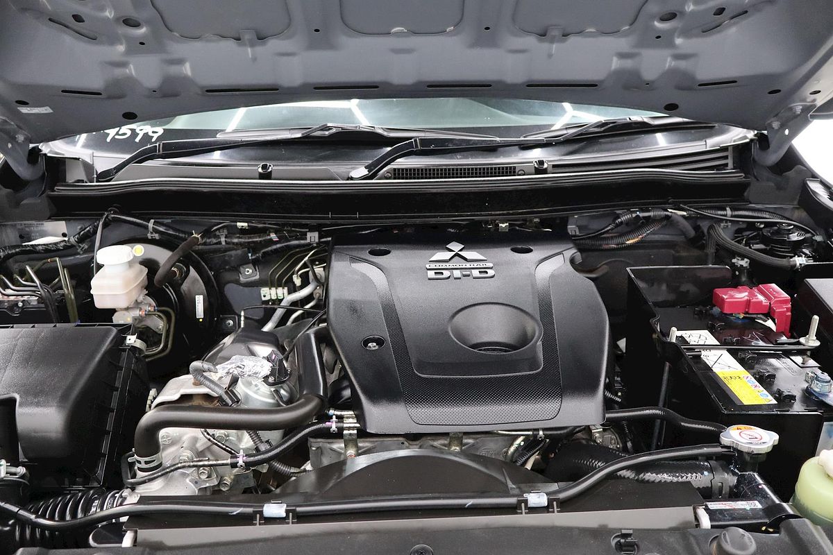 2019 Mitsubishi Triton GLX ADAS MR 4X4