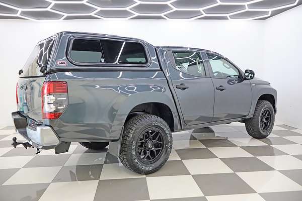 2019 Mitsubishi Triton GLX ADAS MR 4X4