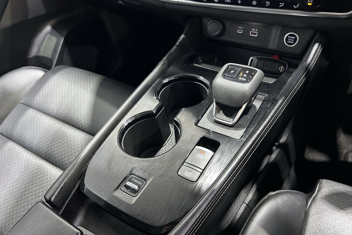 2023 Nissan X-TRAIL ST-L T33