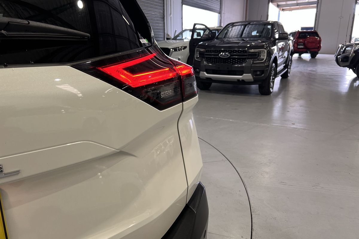 2023 Nissan X-TRAIL ST-L T33