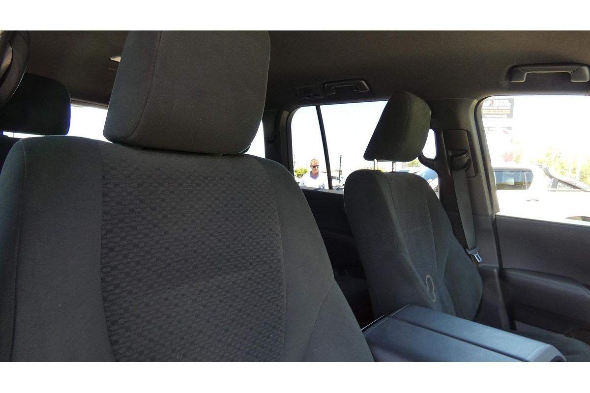 2023 Toyota Landcruiser GXL FJA300R