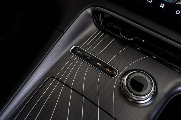 2025 Geely Starray EM-i Inspire P145