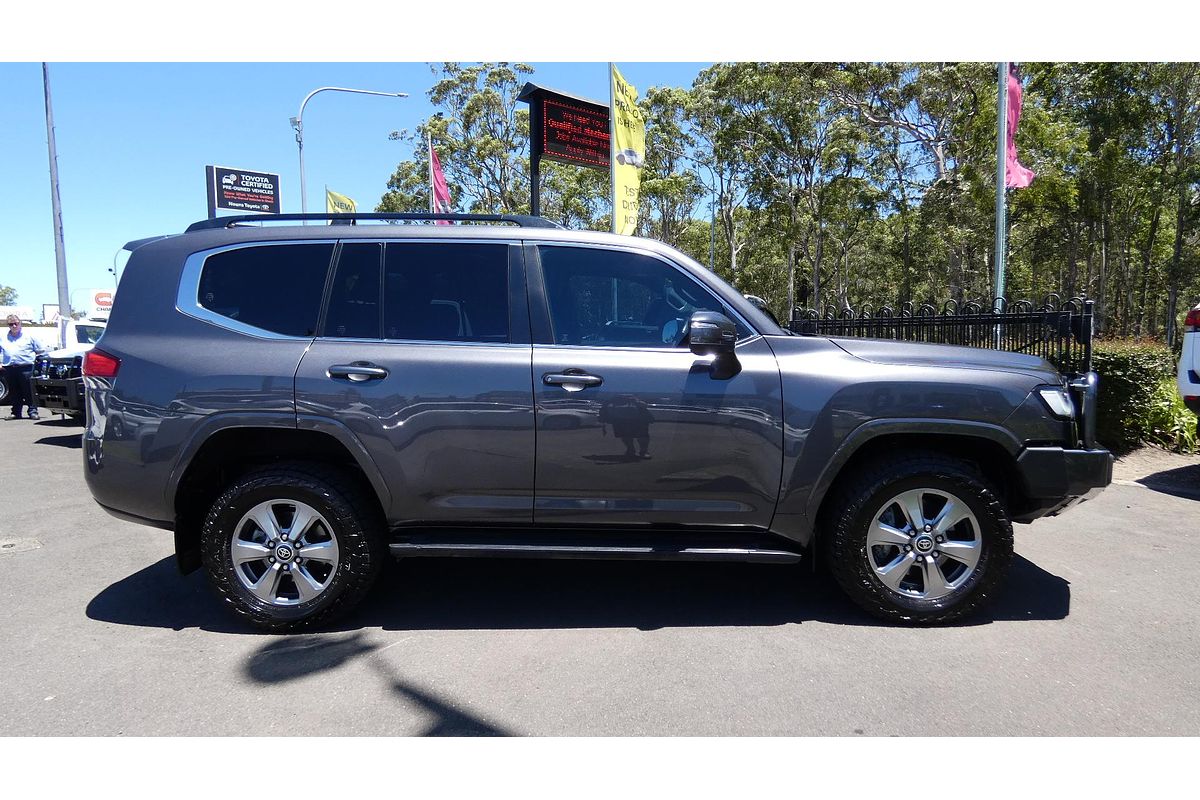 2022 Toyota Landcruiser VX FJA300R