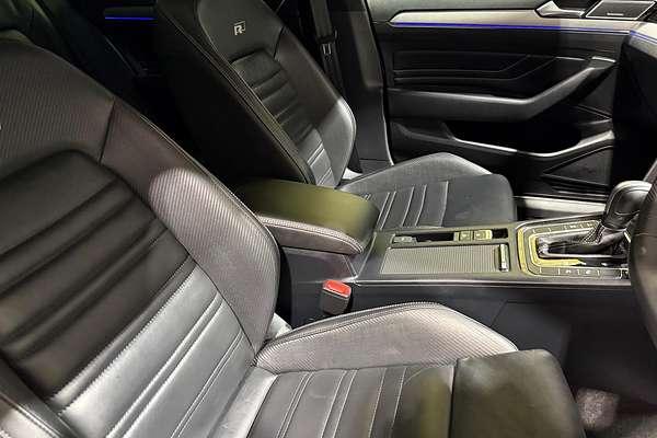 2022 Volkswagen Passat 206TSI R-Line B8