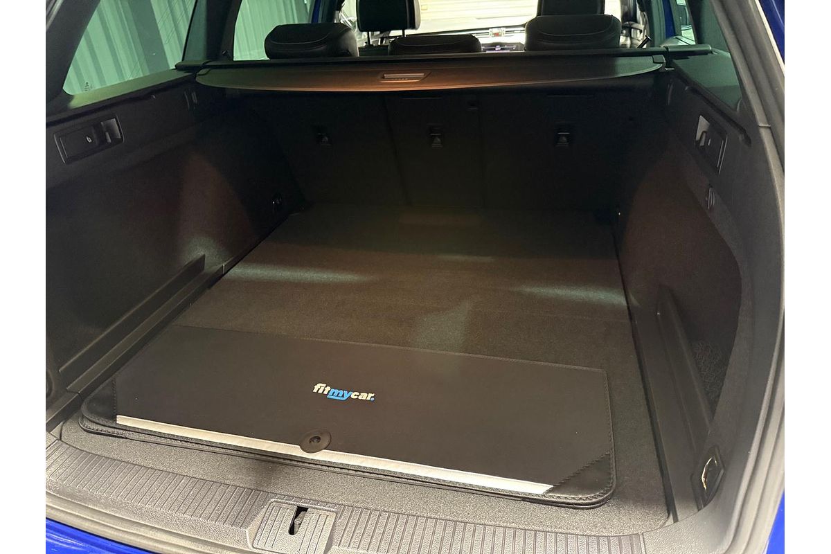 2022 Volkswagen Passat 206TSI R-Line B8