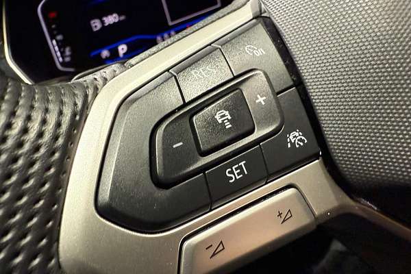 2022 Volkswagen Passat 206TSI R-Line B8