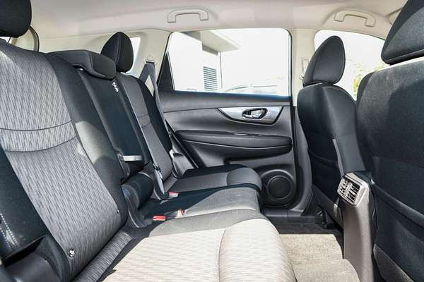 2022 Nissan X-TRAIL ST T32