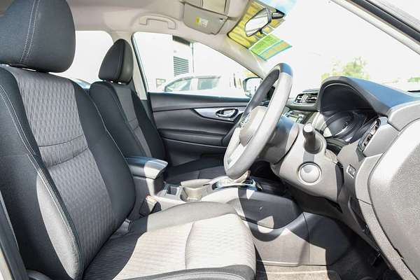 2022 Nissan X-TRAIL ST T32