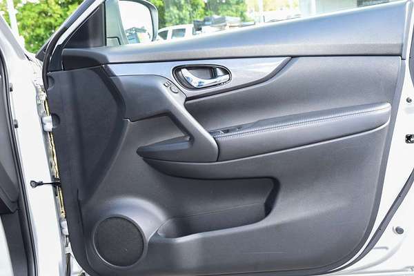 2022 Nissan X-TRAIL ST T32