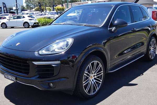 2015 Porsche Cayenne S 92A