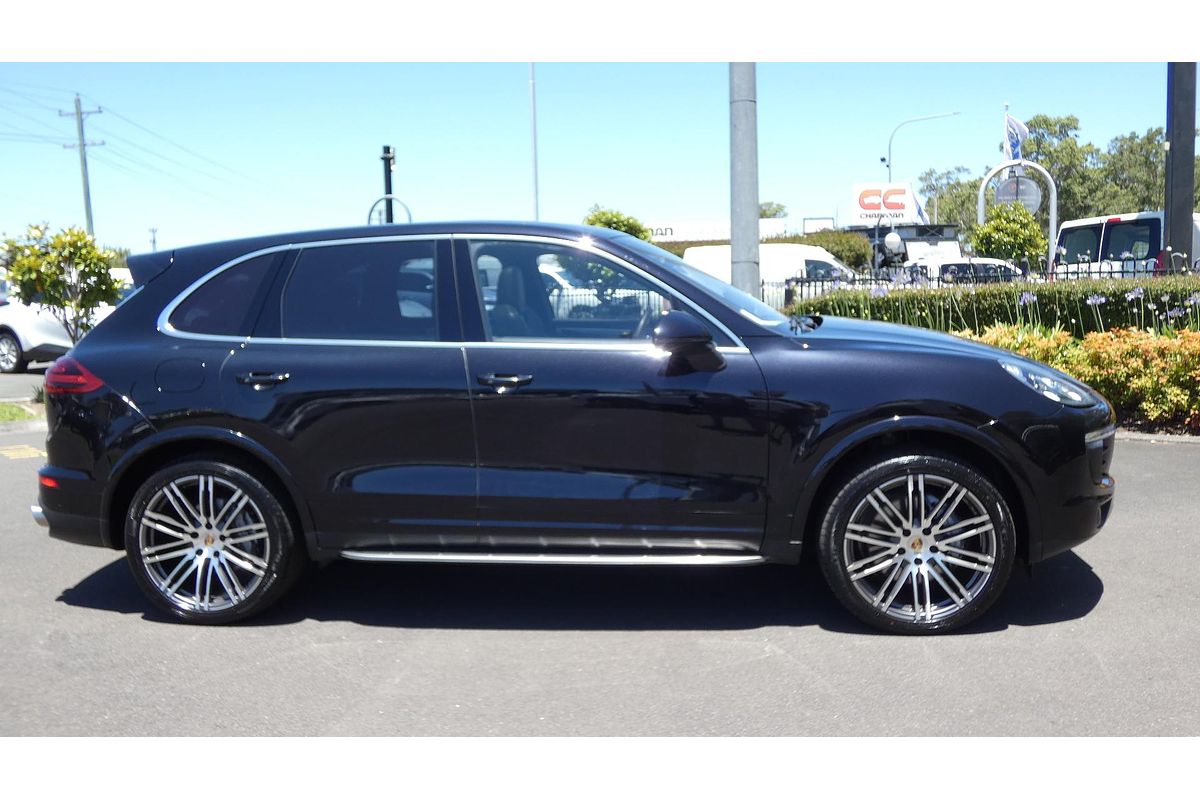 2015 Porsche Cayenne S 92A