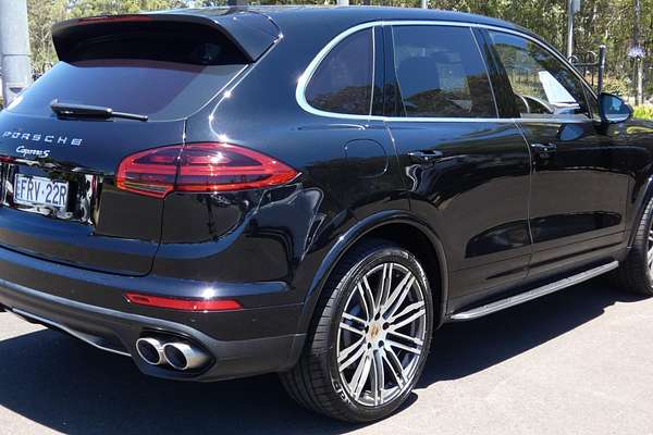 2015 Porsche Cayenne S 92A