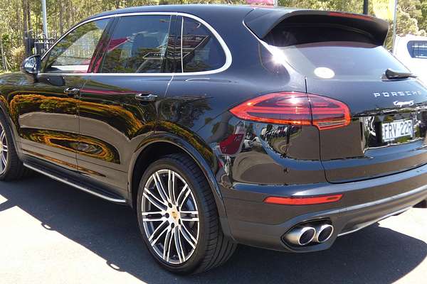 2015 Porsche Cayenne S 92A