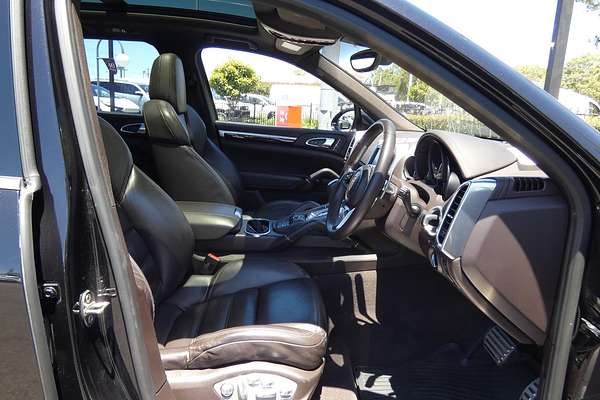 2015 Porsche Cayenne S 92A