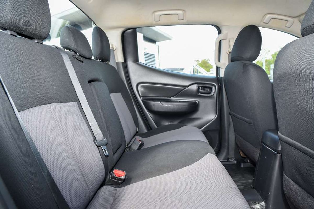 2020 Mitsubishi Triton GLX ADAS MR 4X4