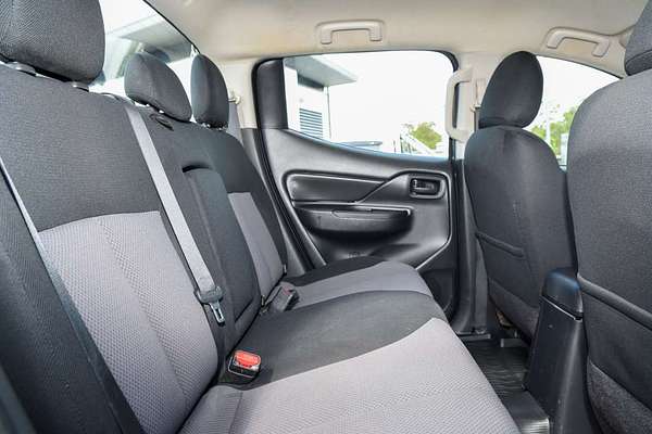 2020 Mitsubishi Triton GLX ADAS MR 4X4