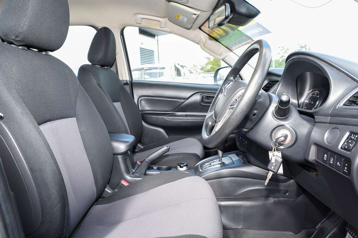 2020 Mitsubishi Triton GLX ADAS MR 4X4