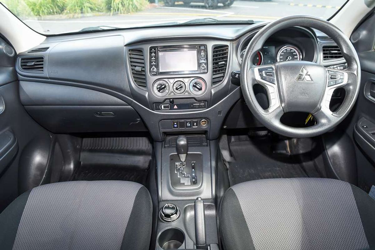 2020 Mitsubishi Triton GLX ADAS MR 4X4