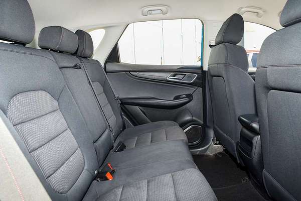 2020 MG HS Core SAS23